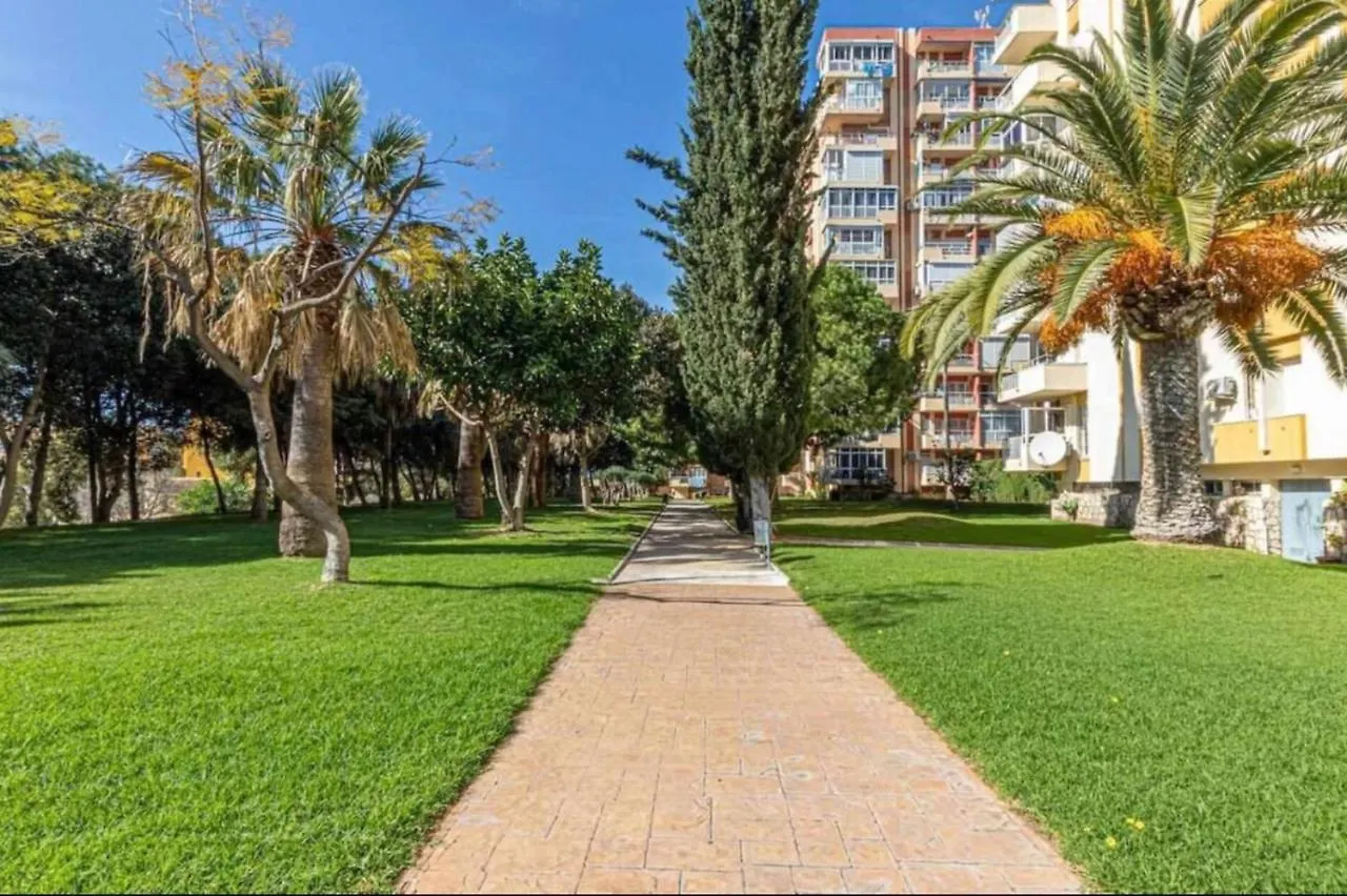 Apartamento 797 Holiday Rentals - Comodo Estudio En Agata Con Terraza Benalmádena