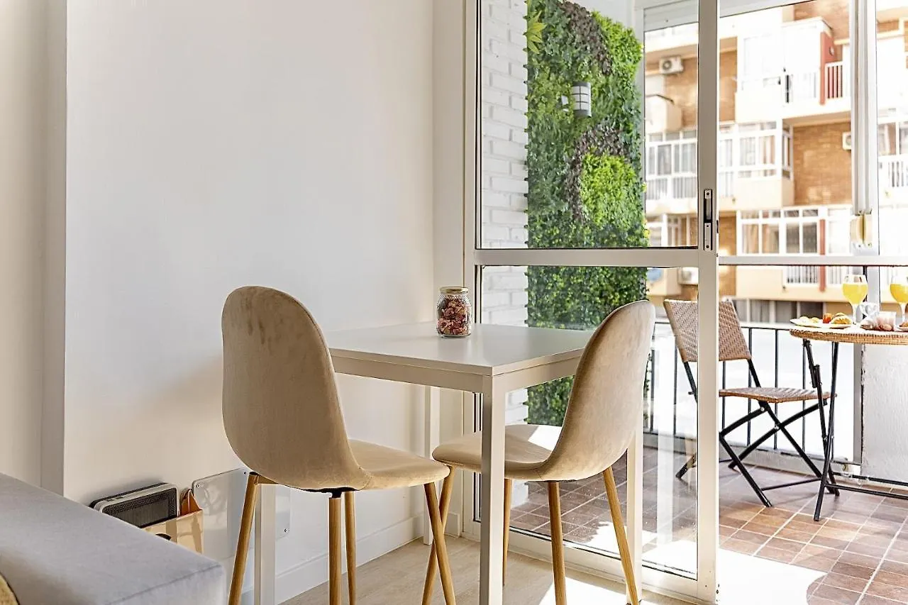 בנאלמדנה 797 Holiday Rentals - Comodo Estudio En Agata Con Terraza 0*,  ספרד